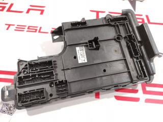 Блок управления BCM (Body Control Module) Tesla Model Y 1 поколение 2020, 1497847-00-D, 1497847-02-D