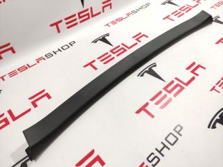 накладка двери (крышки) багажника Tesla Model S 1 поколение [рестайлинг] 2018, 1009236-00-H