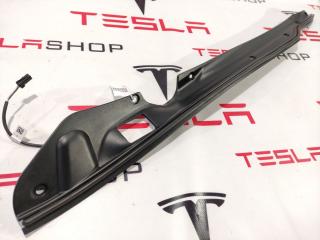 Датчик прижатия (накладка крышки багажника) Tesla Model S 1 поколение [рестайлинг] 2018, 6007570-00-B