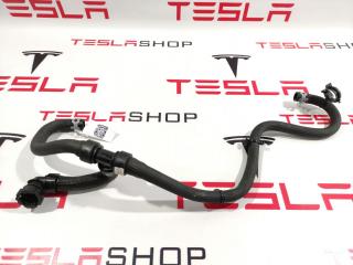 Шланг охлаждения задний мотор - выход Tesla Model S 1 поколение [рестайлинг] 2018, 1058000-00-F