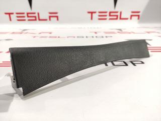 Накладка стойки А, (средняя высота) Tesla Model S 1 поколение [рестайлинг] 2018, 1002515-00-D