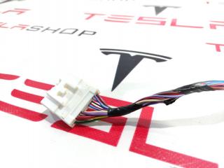 разъем (фишка) проводки Tesla Model S 1 поколение [рестайлинг] 2018, 3004423-00-A
