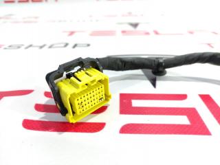 разъем (фишка) проводки Tesla Model S 1 поколение [рестайлинг] 2018, 3004423-00-A