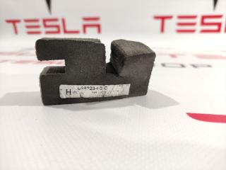 абсорбер бампера Tesla Model S 1 поколение [рестайлинг] 2018