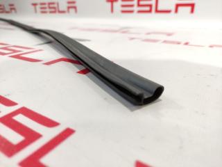 Уплотнитель (резина) пластикового каркаса панели Tesla Model S 1 поколение [рестайлинг] 2018, 1004376-00-D