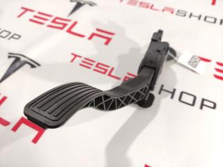 педаль Tesla Model S 1 поколение [рестайлинг] 2018, 1005307-00-A