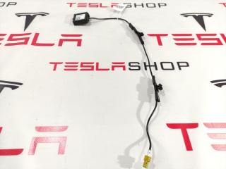 Блок спутниковой антенны Tesla Model S 1 поколение [рестайлинг] 2018, 1050256-00-C