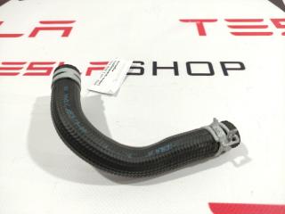 Шланг охлаждения (батарея - насос - чиллер) Tesla Model S 1 поколение [рестайлинг] 2018, 1065817-00-C