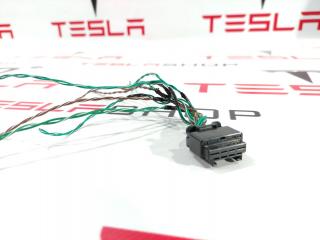 разъем (фишка) проводки Tesla Model S 1 поколение [рестайлинг] 2018, 300442202A