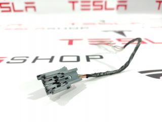 разъем (фишка) проводки Tesla Model S 1 поколение [рестайлинг] 2018, 300442202A