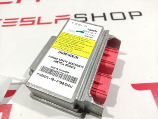 блок AirBag Tesla Model S 1 поколение 2015, 1005273-00-F