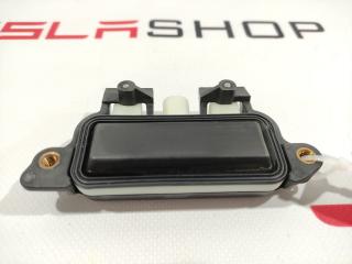 кнопка открытия багажника Tesla Model S 1 поколение 2015, 1007287-00-A, 100728500C