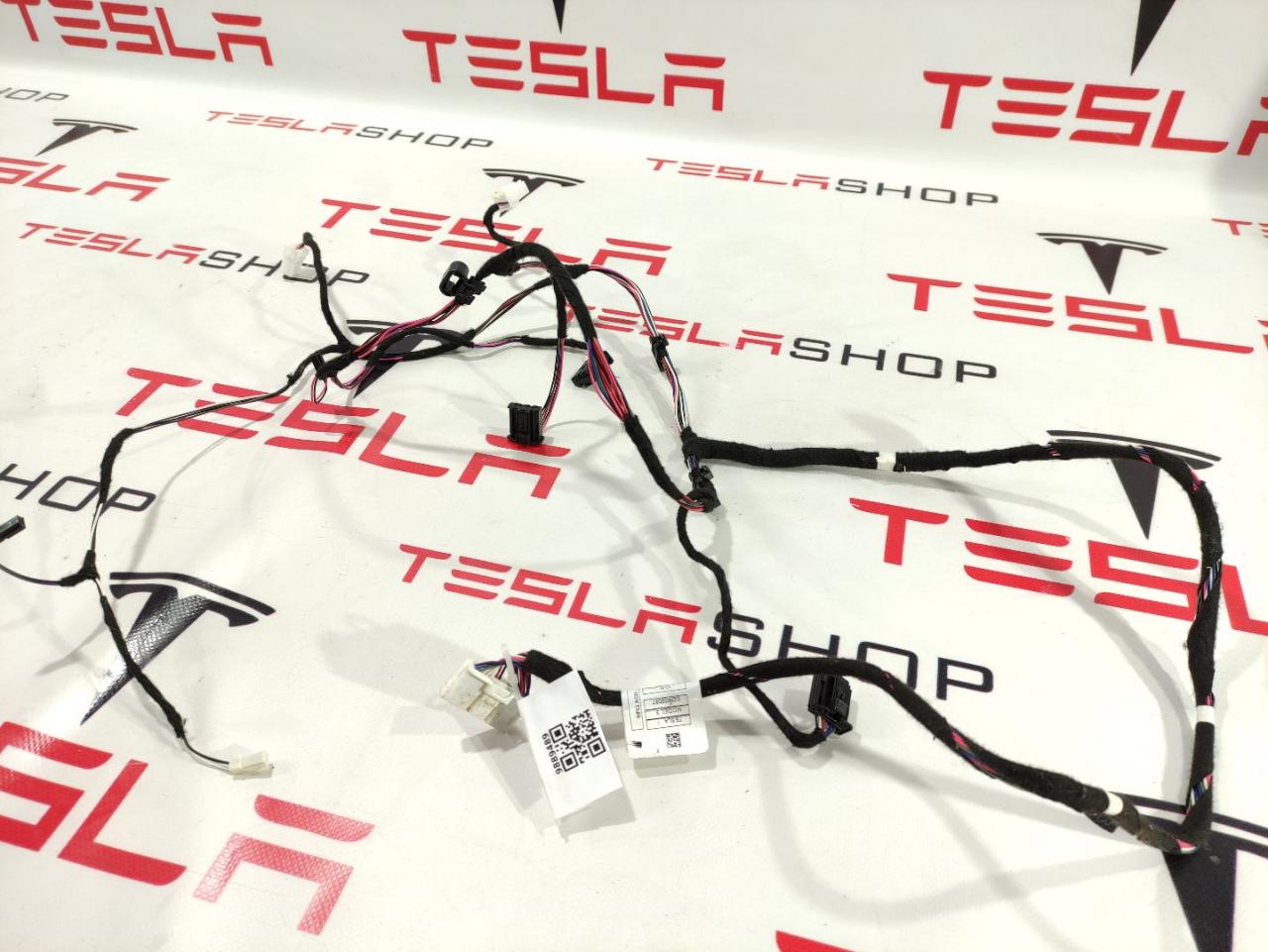 Электропроводка печки Tesla Model 3 1 поколение 2019, 1099999-00-H, T85556B - фото №1