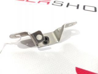 Кронштейн крепления обшивки двери Tesla Model S 1 поколение 2015, 1003540-00-A