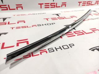 молдинг двери задней правой Tesla Model S 1 поколение [рестайлинг] 2018, 1095921-00-C