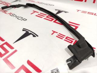 Уплотнитель задней двери Tesla Model S 1 поколение [рестайлинг] 2018, 1005423-00-D