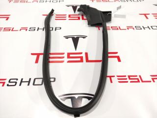 Уплотнитель задней двери Tesla Model S 1 поколение 2015, 6009595-00-D