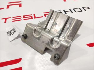Кронштейн крепления клапана Tesla Model S 1 поколение 2015, 1003762-00-A