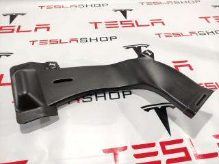 Воздуховод обогрева 2-го ряда сидений Tesla Model 3 1 поколение 2020, 1092166-00-A