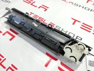 Воздуховод центральной панели Tesla Model Y 1 поколение 2020, 1083325-00-F