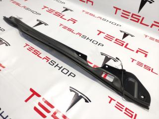 Датчик прижатия (накладка крышки багажника) Tesla Model S 1 поколение 2015, 6007570-00-B