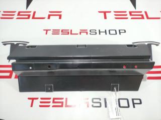 Кронштейн (крепление) коврового покрытия багажника Tesla Model S 1 поколение 2015, 1009173-00-S
