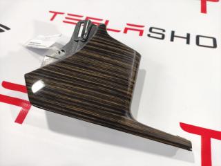 Декоративная накладка центральной панели (Торпедо) Tesla Model S 1 поколение 2015, 1004518-06-F