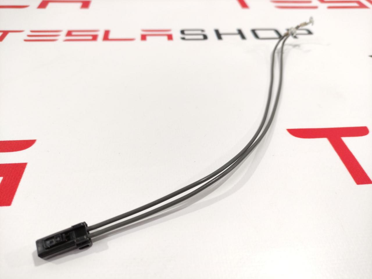 разъем (фишка) проводки Tesla Model X 1 поколение (2015 - 2021) - фото №1