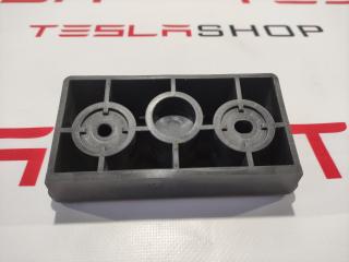 Опора под домкрат (подушка) Tesla Model S 1 поколение 2015, 1009124-00-C
