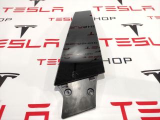 Накладка стойки B, наружная Tesla Model S 1 поколение 2016, 1004534-00-B