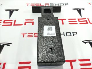 абсорбер бампера Tesla Model X 1 поколение 2016, 1089757-00-B, 1050471-00-B