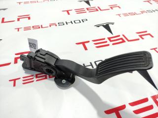 педаль Tesla Model X 1 поколение 2016, 1005307-00-A