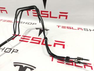 трубка тормозная Tesla Model X 1 поколение 2016, 1027712-00-E
