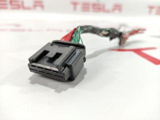разъем (фишка) проводки Tesla Model X 1 поколение 2016, 1032447-80-F, PBT-12372