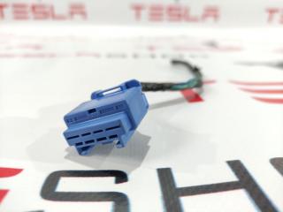 разъем (фишка) проводки Tesla Model X 1 поколение 2016, 1032447-80-F, PBT-12372