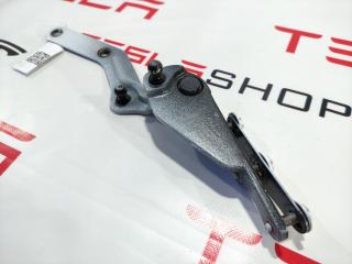 Петля амортизаторов подъемной задней двери Tesla Model X 1 поколение 2016, 1056534-00-C, 1032667-00-L, 1072794-00-A