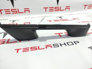 Накладка салазки сидения водит./пассаж. Tesla Model X 1 поколение 2016, 1061619-00-A