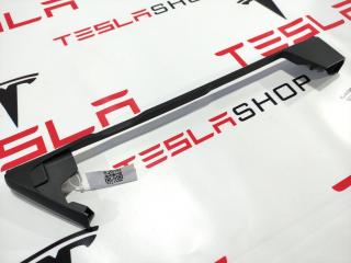 Накладка салазки сидения (пассажирская) Tesla Model X 1 поколение 2016, 1061628-00-B