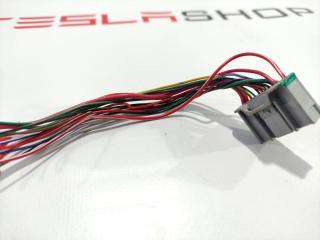 разъем (фишка) проводки Tesla Model X 1 поколение 2016, 1032447-80-F