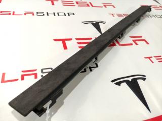 Накладка подъемной задней двери Tesla Model X 1 поколение 2016, 1055011-04-D, 1055018-00-E
