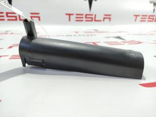 Накладка пружины подъемной задней двери Tesla Model X 1 поколение 2016, 1035371-00-C