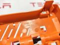 Корпус вспомогательного блока управления основной батареи Tesla Model X 1 поколение 2016, 1042876-00-C, 1041310-00-F - фото №4