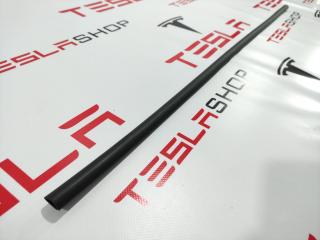 уплотнитель двери Tesla Model X 1 поколение 2016, 1487622-00-B