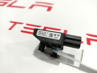 датчик удара Tesla Model S 1 поколение 2016, 1005274-00-B