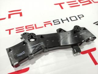 крепление проводки Tesla Model S 1 поколение [рестайлинг] 2018, 2135153-02-C, 1129760-00-B