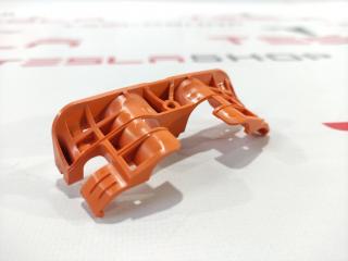 Кронштейн высоковольтного разъёма Tesla Model 3 1 поколение 2019, 1109008-00-C