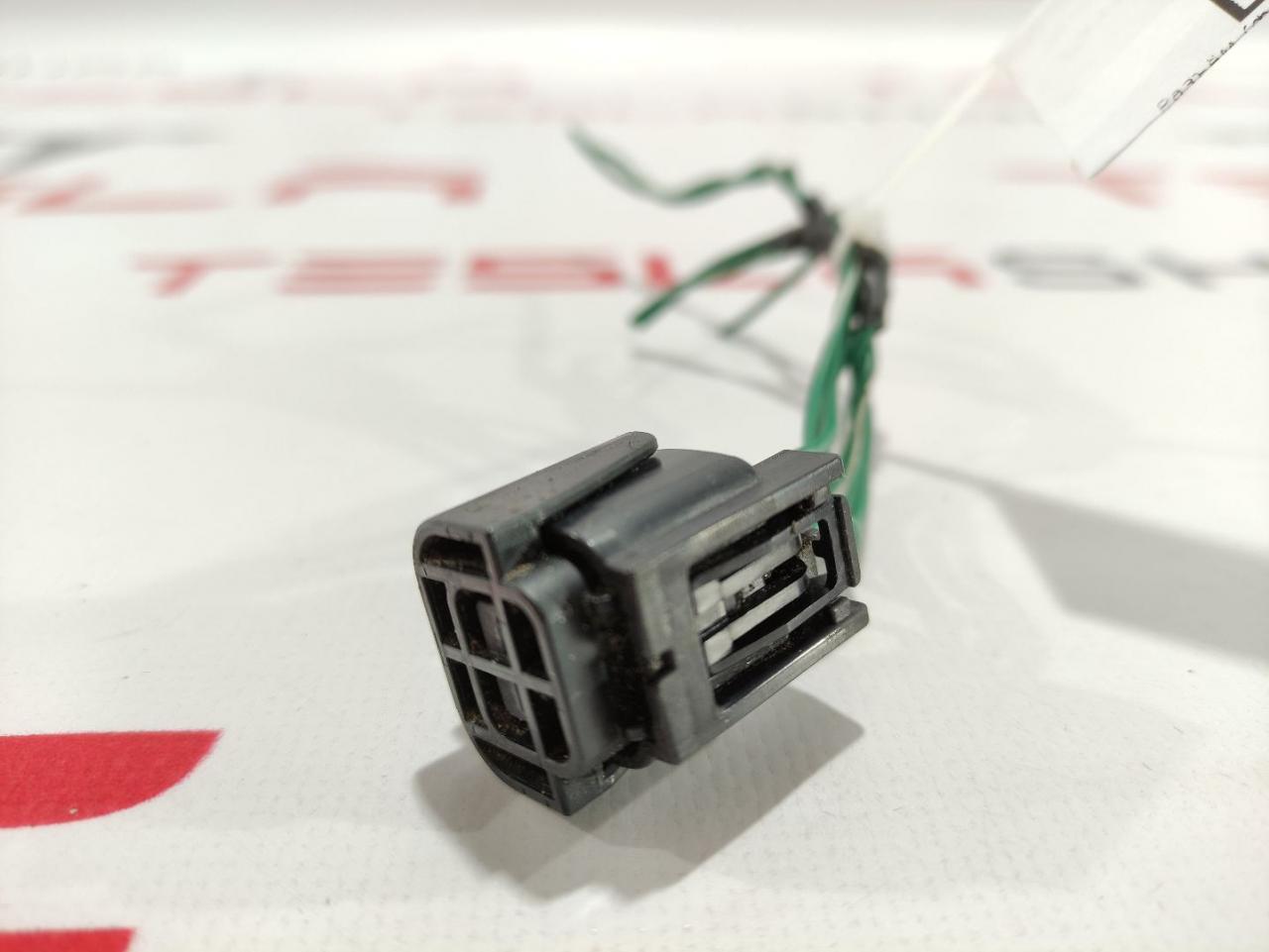 разъем (фишка) проводки Tesla Model S 1 поколение 2014, 1009096-00-G - фото №1