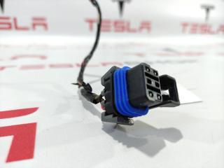 разъем (фишка) проводки Tesla Model S 1 поколение 2015, 1009096-00-G
