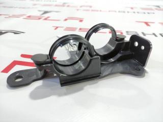 крепление проводки Tesla Model S 1 поколение 2015, 1009096-00-G