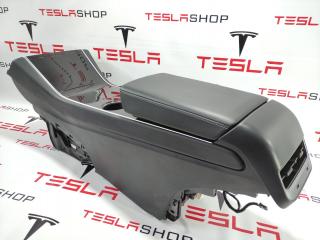 консоль салона (центральная часть) Tesla Model 3 1 поколение 2019, 1137427-00-C